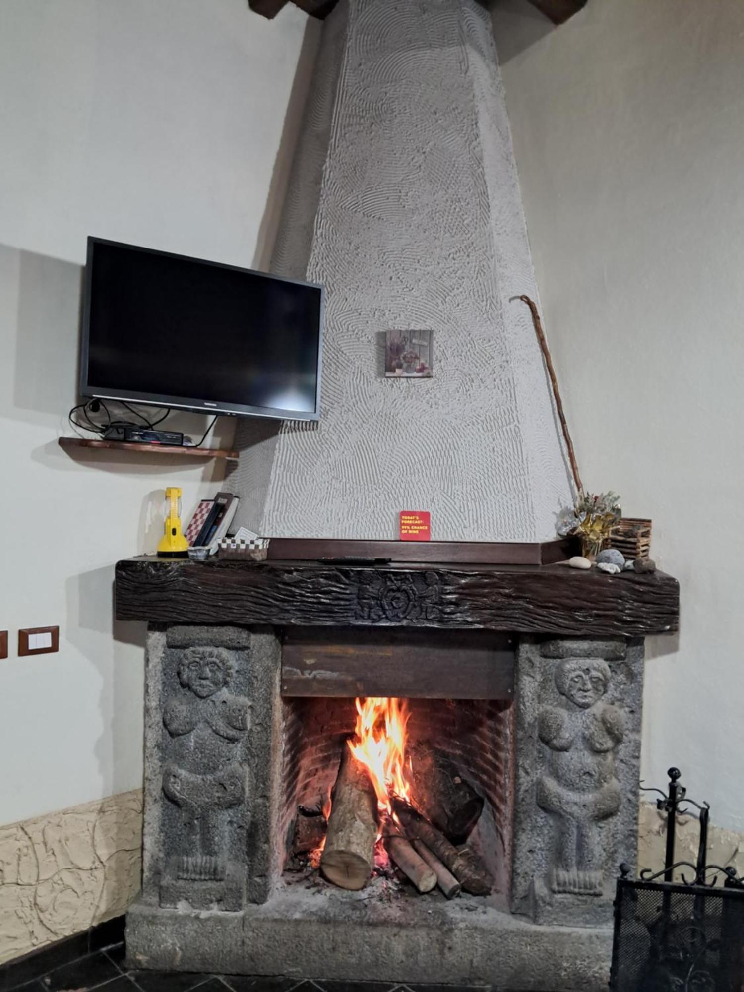 Casa Etna Villa Бронте Екстериор снимка