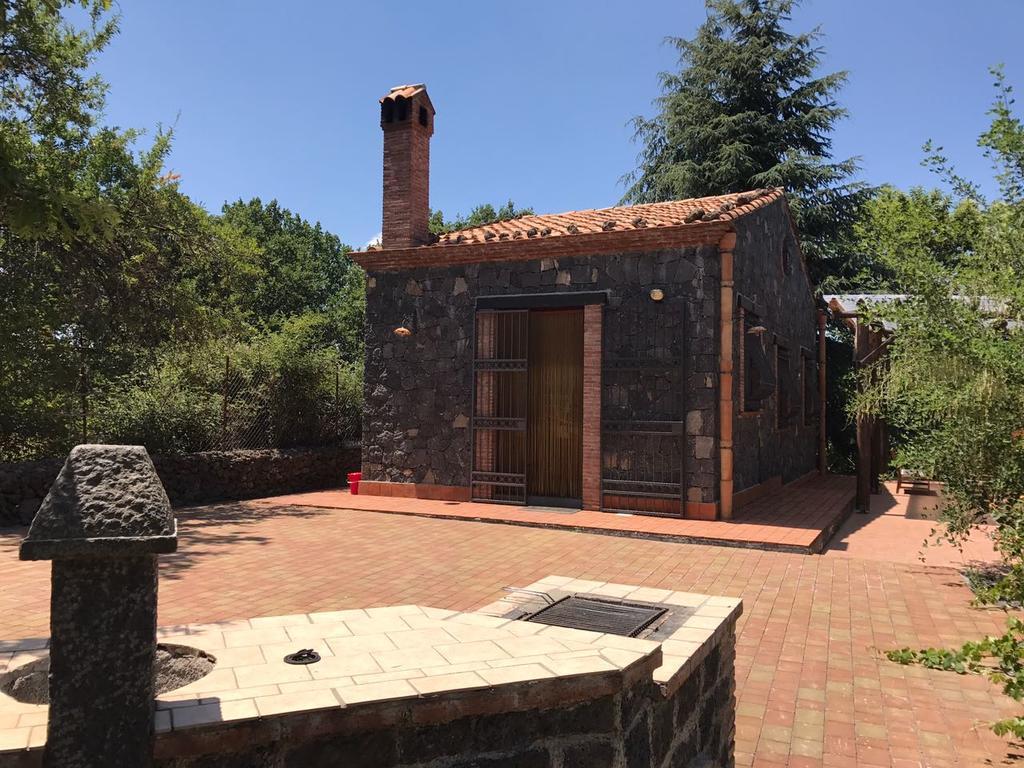 Casa Etna Villa Бронте Екстериор снимка